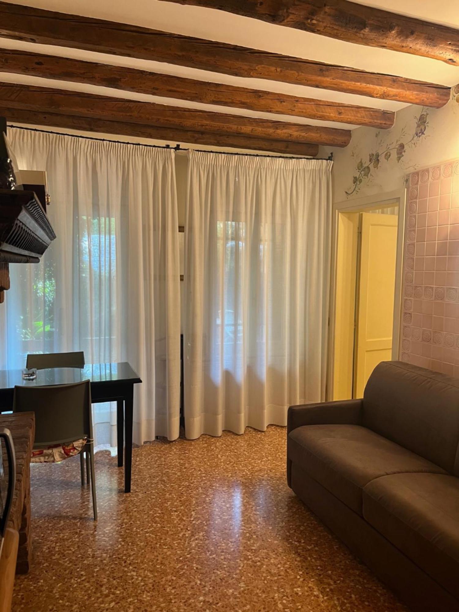 Peggy Apartment *
